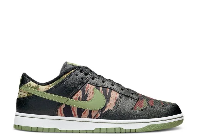 DUNK LOW SE 'CRAZY CAMO'