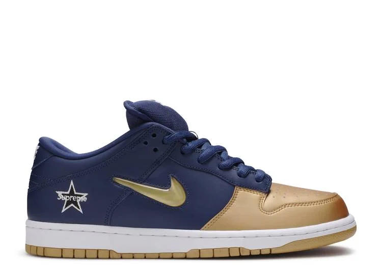 SUPREME X DUNK SB LOW QS 'METALLIC GOLD'