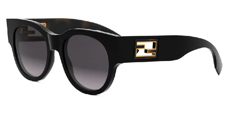 Fendi Baguette FE40147I 01B