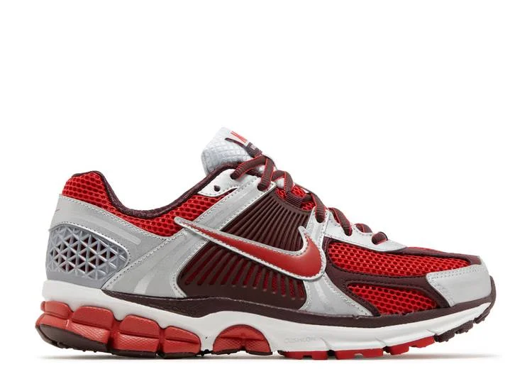 WMNS AIR ZOOM VOMERO 5 'MYSTIC RED'