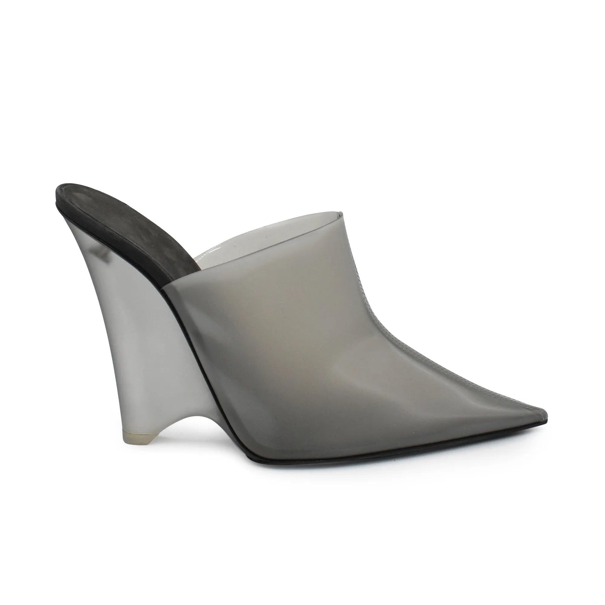 Yeezy Mules - Women's 39