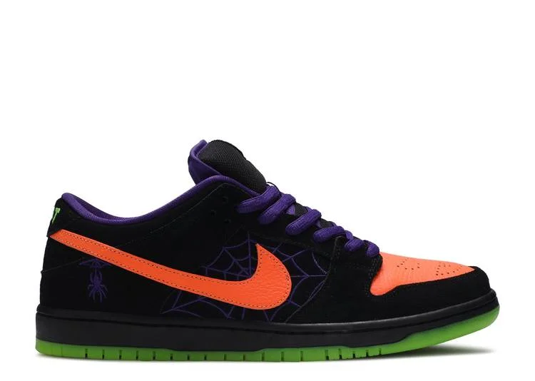 DUNK LOW SB 'NIGHT OF MISCHIEF'