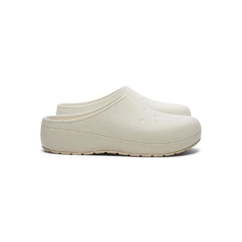 Crocs Classic Energy Clog (Stucco)