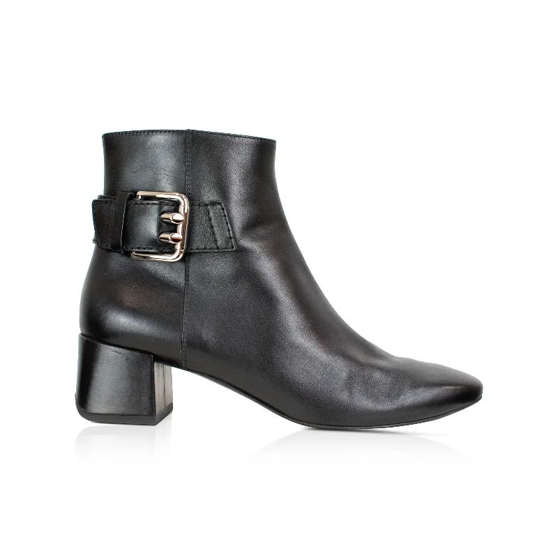 Tod's Ankle boots - 38