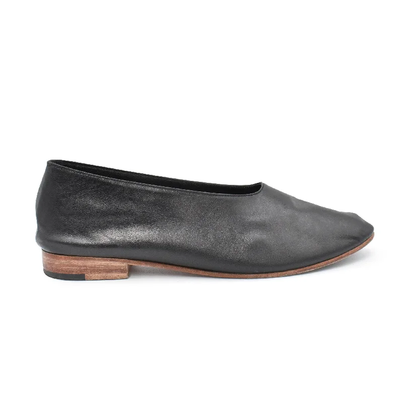 Martiniano Flats - Women's 35