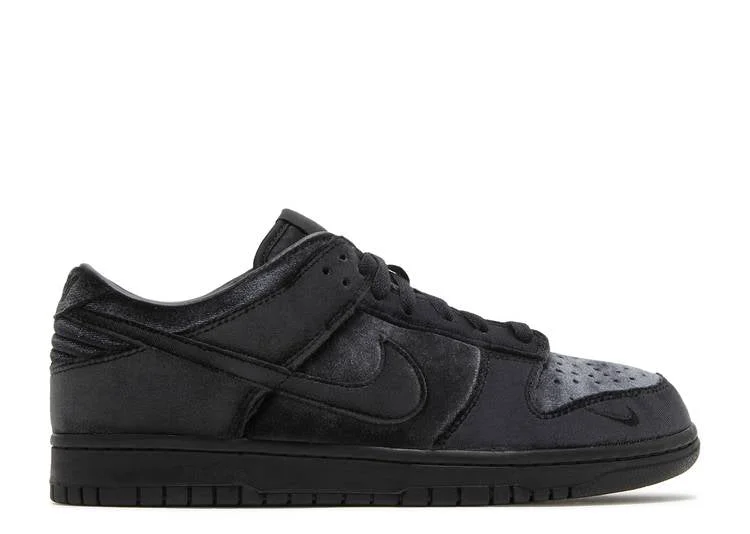 DOVER STREET MARKET X DUNK LOW 'BLACK VELVET'